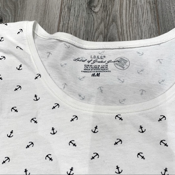 ‼️Add on for $5‼️ H&M Women’s Organic Cotton Tee - Picture 6 of 7